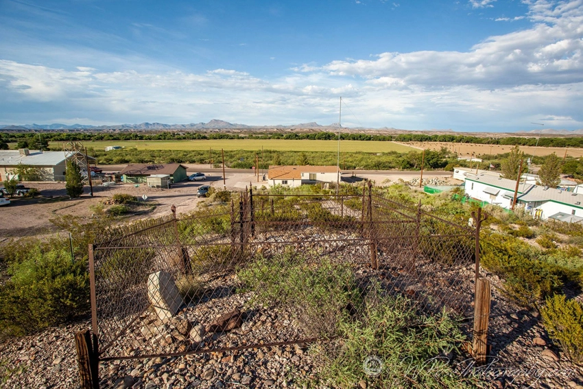 Photo of the old cemetery in Duncan, Arizona